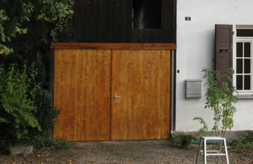 Tor im Außenbereich